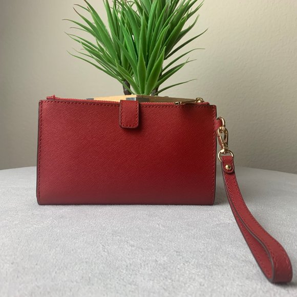 MICHAEL KORS LG DOUBLE ZIP WRISTLET - Picture 2 of 6